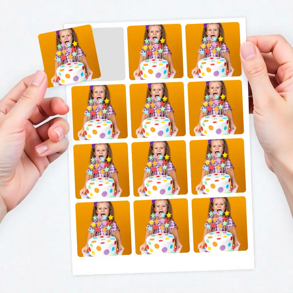 Quadratische Fotosticker: selbstklebende Fotoaufkleber